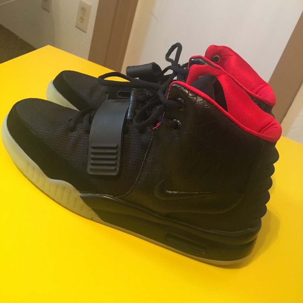 Nike Yeezy 2 (UA) size 9.5 no box.